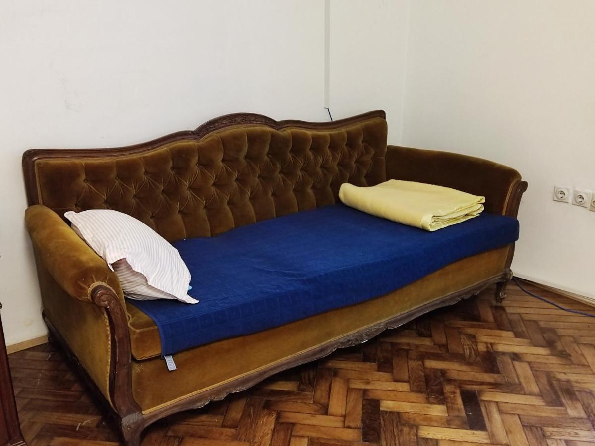 Vintage Apartment In The Center Of Нови Сад Екстериор снимка